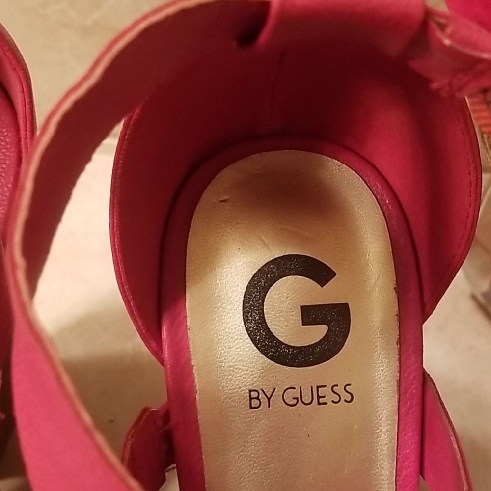Shoes - Picture 4 of 4